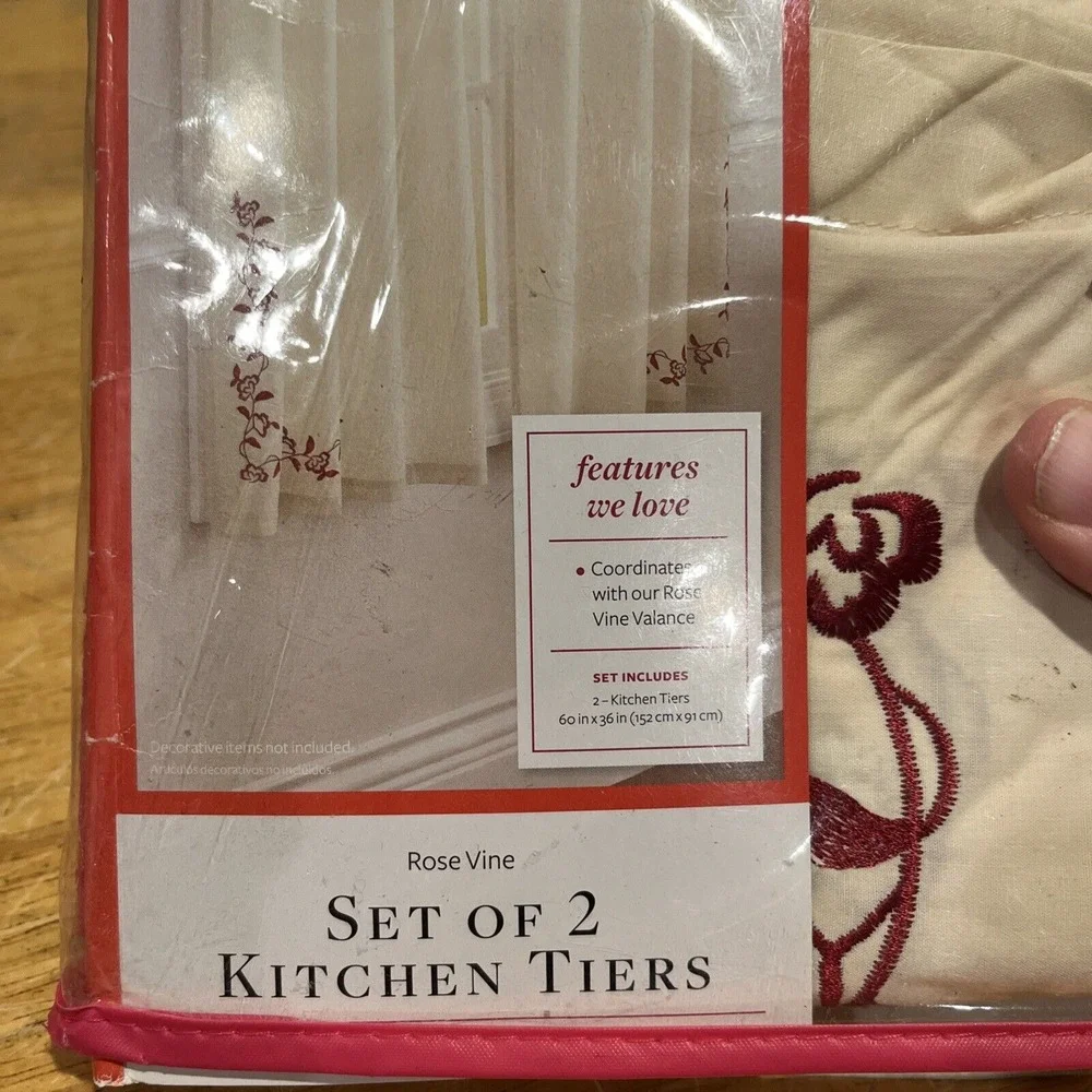 Better Homes And Gardens Curtain Tiers Garnet‎ Red Cream Rose Vine 60x36